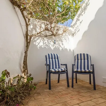 فيلة Casa Tulipa Luz